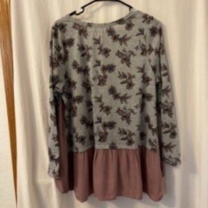 Living Doll Floral Blouse; XL